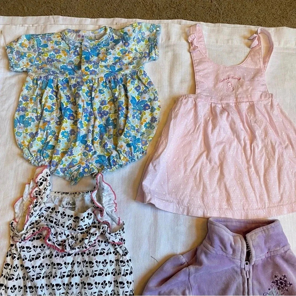 4 Pieces Bundle Baby Girls Clothes size 6-9M - Picture 4 of 4